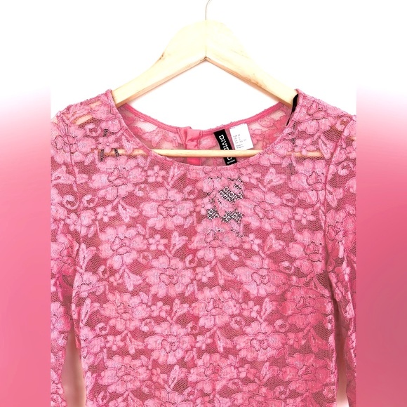 H&M Pink Lace 3/4 Sleeve (unlined top) Button Down Back. NWT - Picture 3 of 5